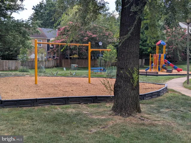 $590,000 | 4432 Chase Park Court, Annandale, VA 22003