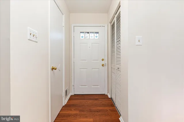 $590,000 | 4432 Chase Park Court, Annandale, VA 22003