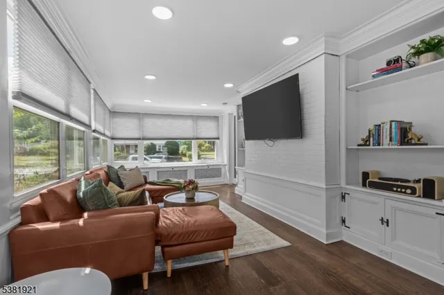 $899,999 | 367 Highland Avenue, Orange, NJ 07050