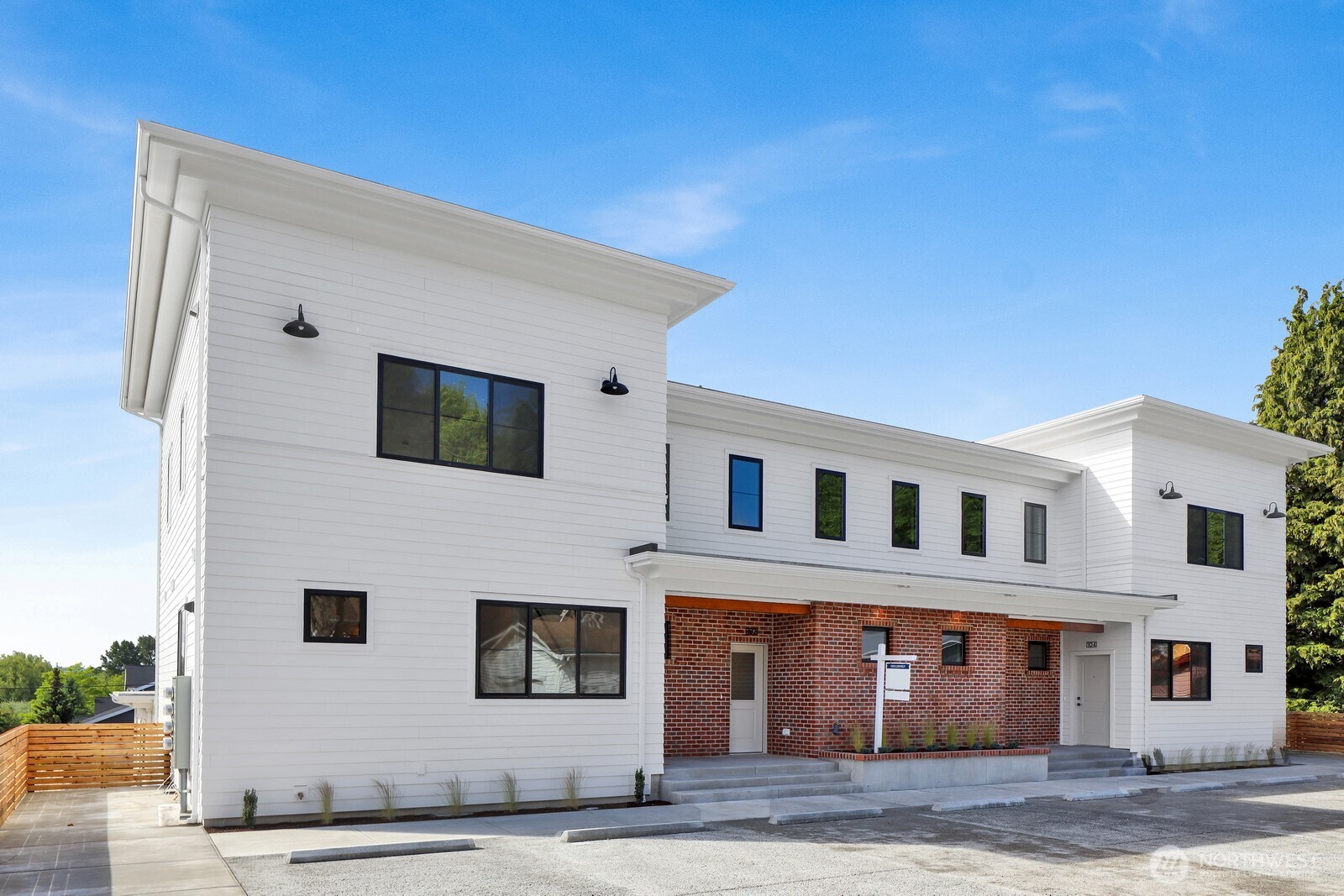 105 South 8th Street, Unit 102 Lynden, WA 98264 - Photo 37 of 38