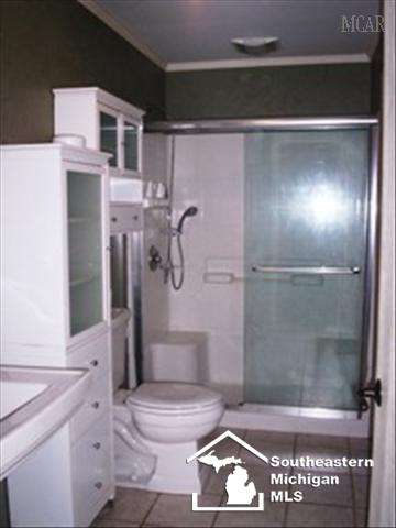 1350 Rutledge Drive Temperance, MI 48182 - Photo 13 of 20 Master Bath