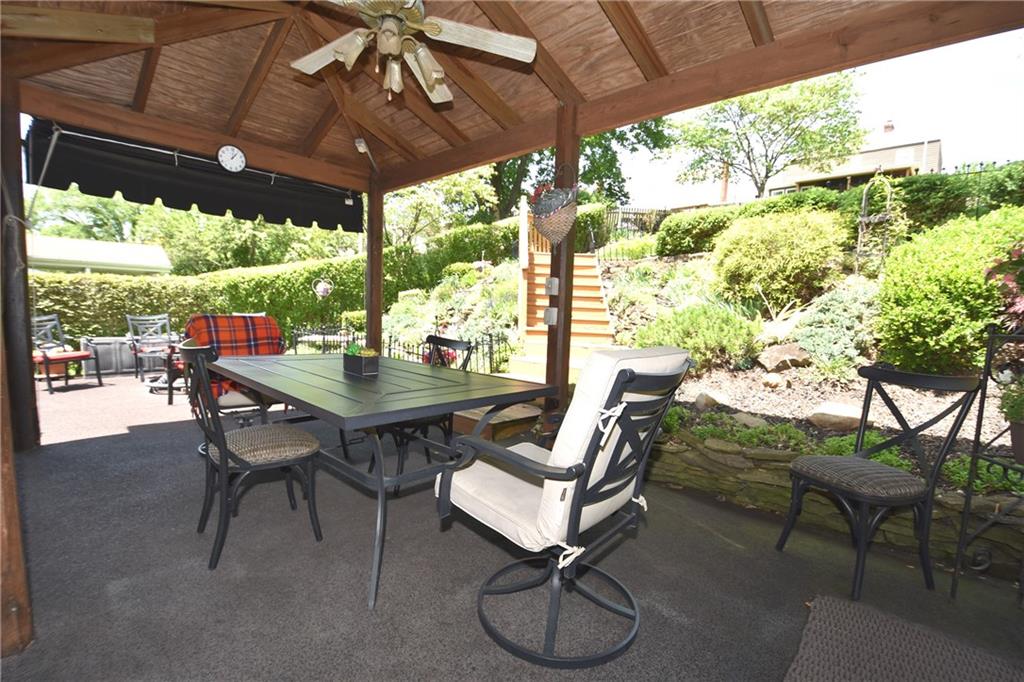 541 Haverhill Road Pittsburgh, PA 15228 - Photo 26 of 28 a outdoor view with a sitting space