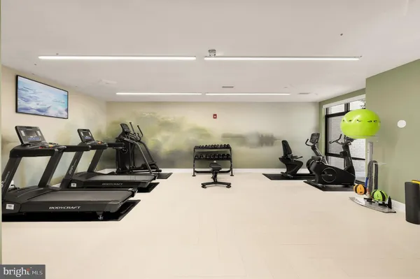 $1,624,900 | 6718 Lowell Avenue, Unit 604, McLean, VA 22101