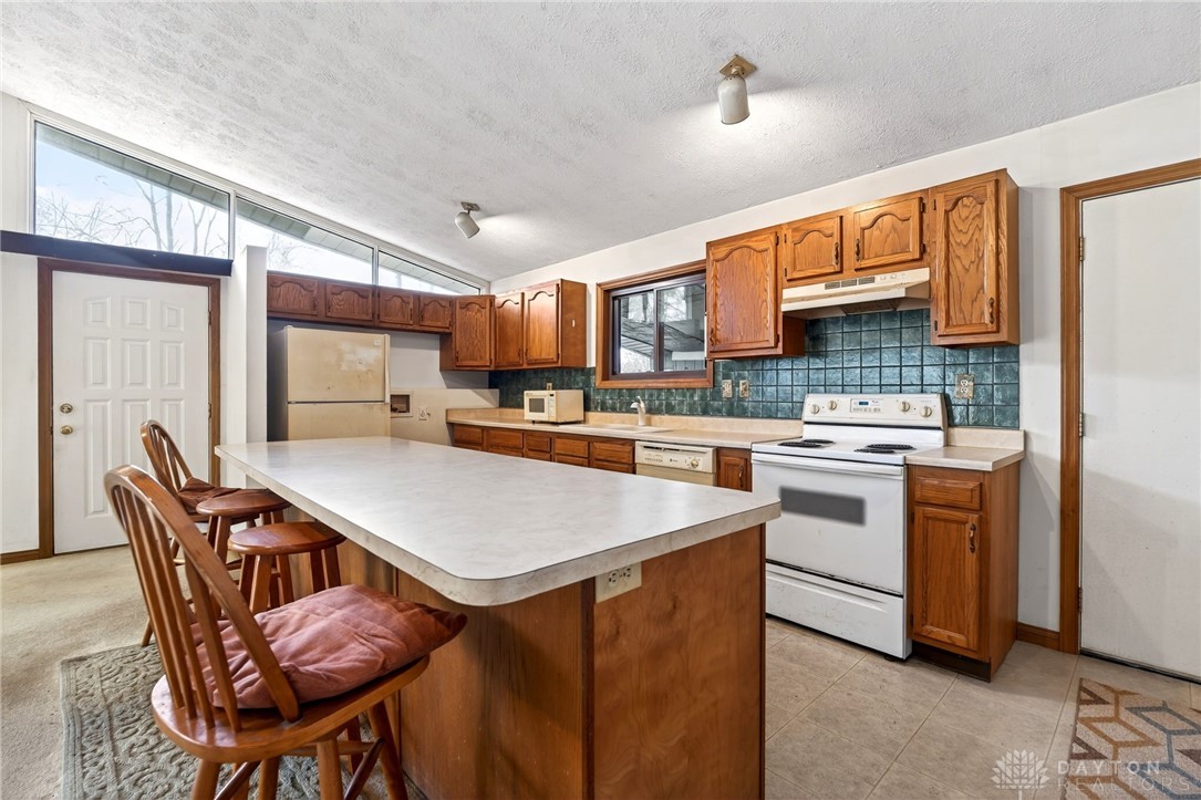 1104 McBee Road Bellbrook, OH 45305 - Photo 10 of 29 Gallery Image 10
