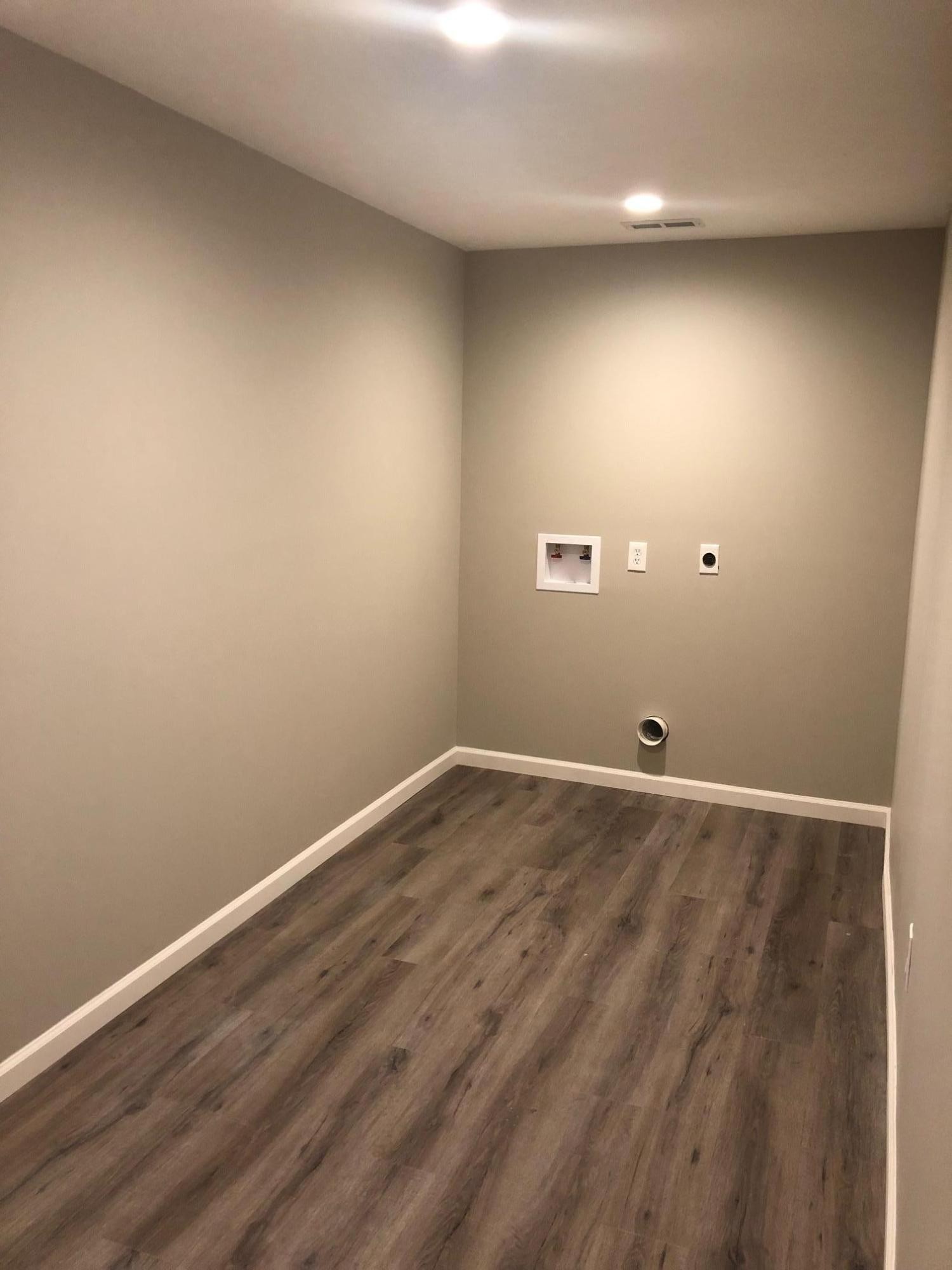114 Oak Road Powell, TN 37849 - Photo 8 of 12 a view of an empty room