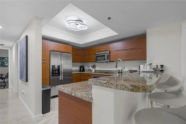 $4,100 | 2641 North Flamingo Road, Unit 901N, Sunrise, FL 33323