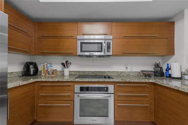 $4,100 | 2641 North Flamingo Road, Unit 901N, Sunrise, FL 33323