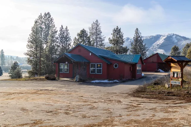 $509,000 | 609 South Middlefork Road, Garden Valley, ID 83622
