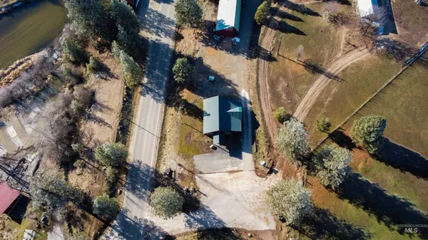 $509,000 | 609 South Middlefork Road, Garden Valley, ID 83622