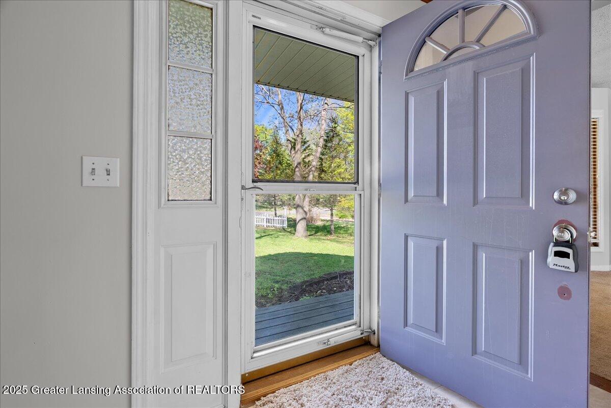 816 Creyts Road Dimondale, MI 48821 - Photo 5 of 49 07-Media Jett - 01