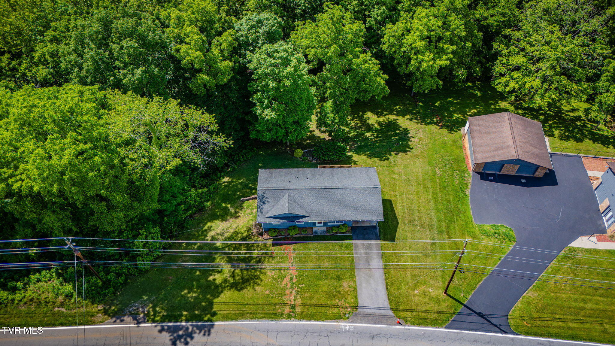 1134 Cooks Valley Road Kingsport, TN 37664 - Photo 34 of 36 103