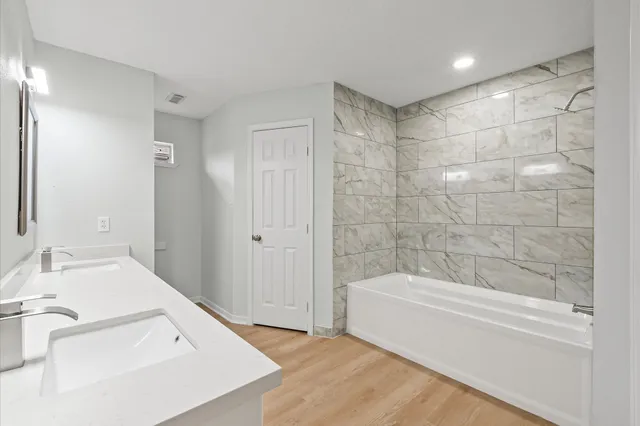 $2,300 | 1511 Leadenhall Circle, Channelview, TX 77530