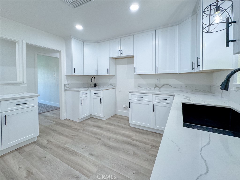 1019 Brookside Avenue Redlands, CA 92373 - Photo 10 of 30