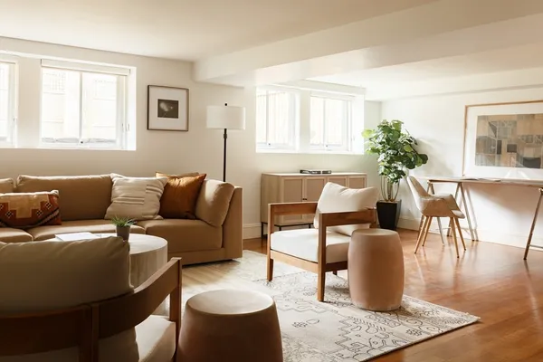 $2,395,000 | 11 Avon Street, Unit 11, Cambridge, MA 02138