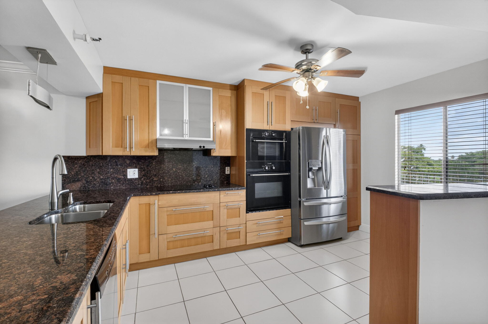 14475 Strathmore Lane, Unit 503 Delray Beach, FL 33446 - Photo 3 of 101 Eat-in-Kitchen