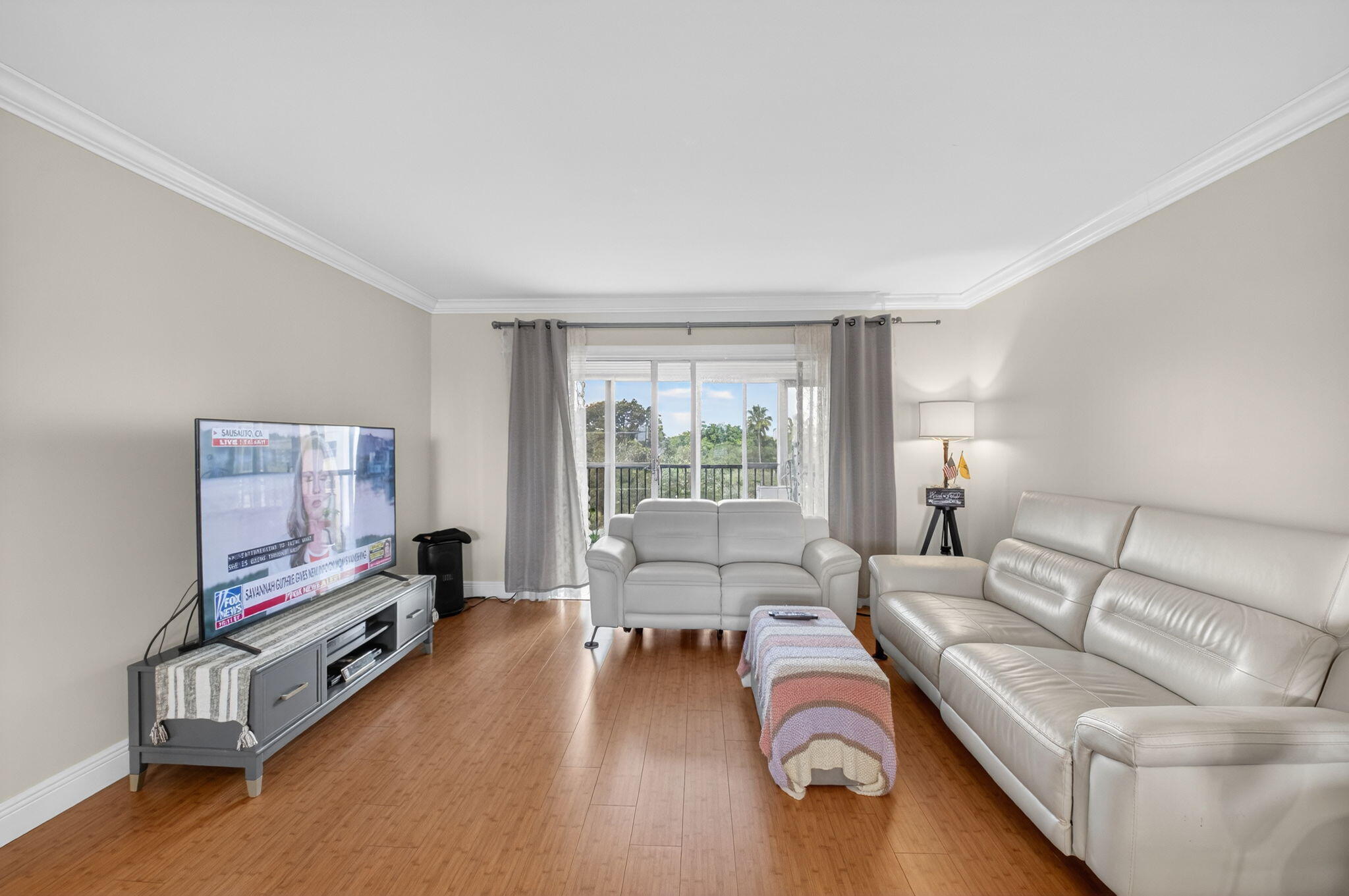 14475 Strathmore Lane, Unit 503 Delray Beach, FL 33446 - Photo 5 of 101 Large Living room
