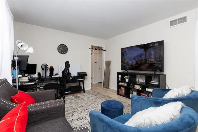 $240,000 | 5332 Northern Avenue, Raytown, MO 64133