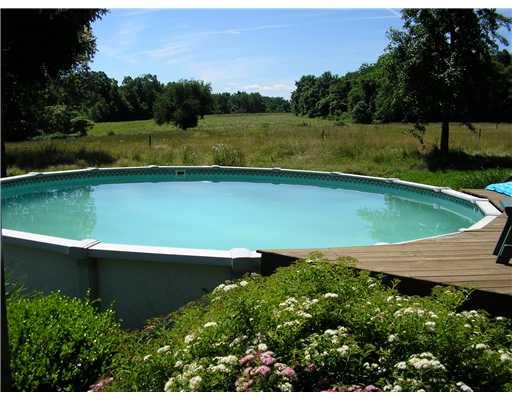Swimming Pool/Hot Tub/Sauna. 