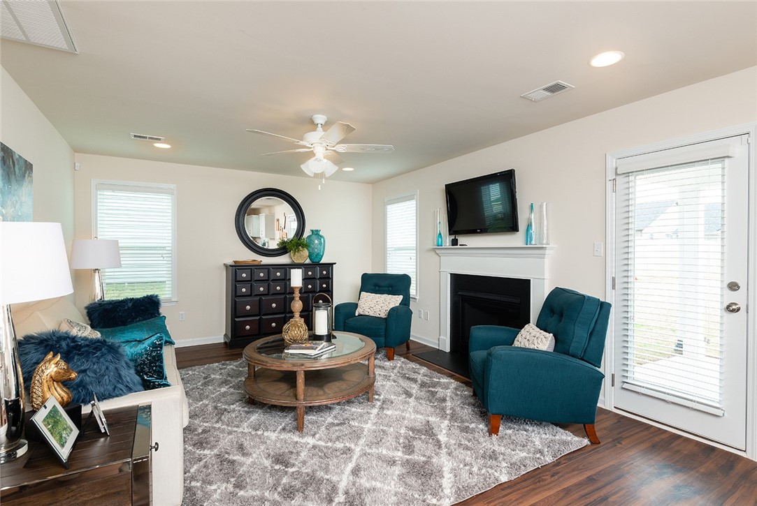 4 Chalet Court Anderson, SC 29621 - Photo 4 of 9 virtual