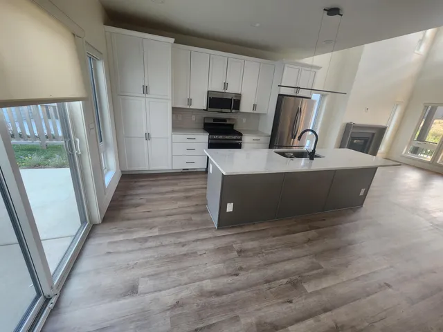 $3,990 | 4216 East Cypress Place, Oak Creek, WI 53154