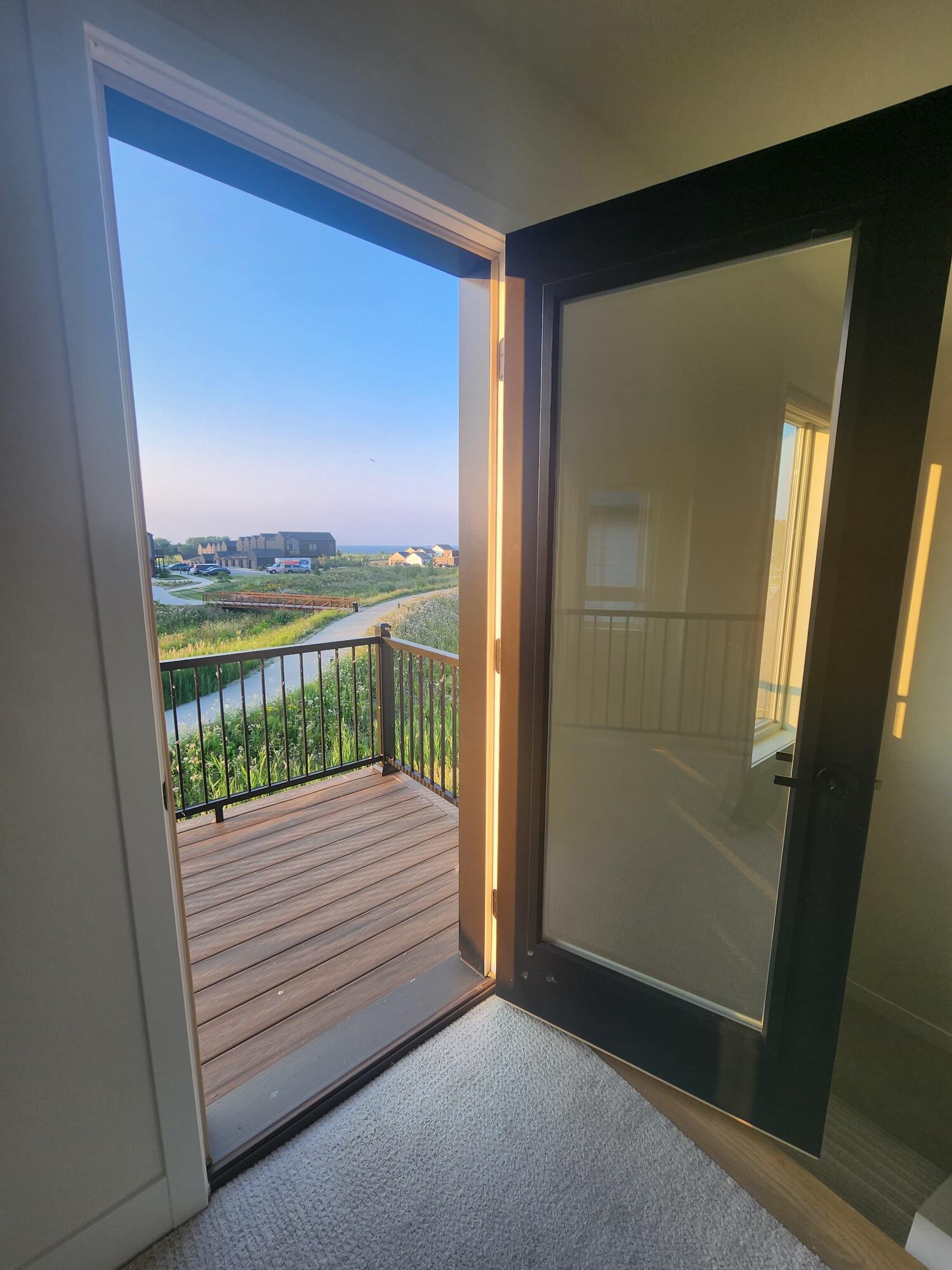 4216 East Cypress Place Oak Creek, WI 53154 - Photo 3 of 23 ea7f2e27-6c4c-4b8c-a4b8-5bb7c1aa12b8