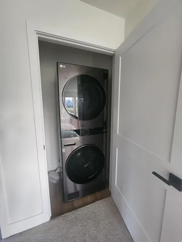 $3,990 | 4216 East Cypress Place, Oak Creek, WI 53154