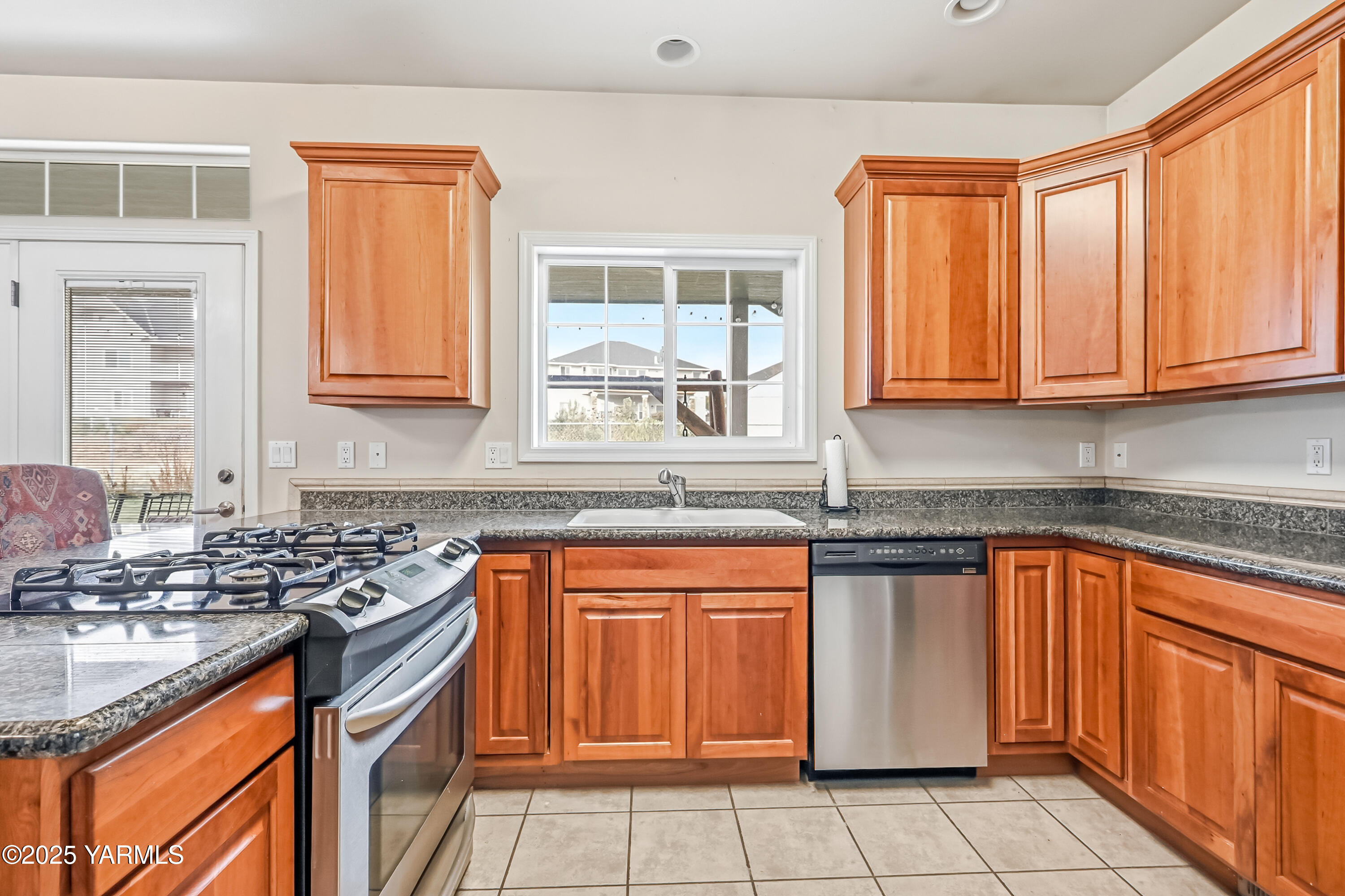 8703 Webster Avenue Yakima, WA 98908 - Photo 20 of 38 .