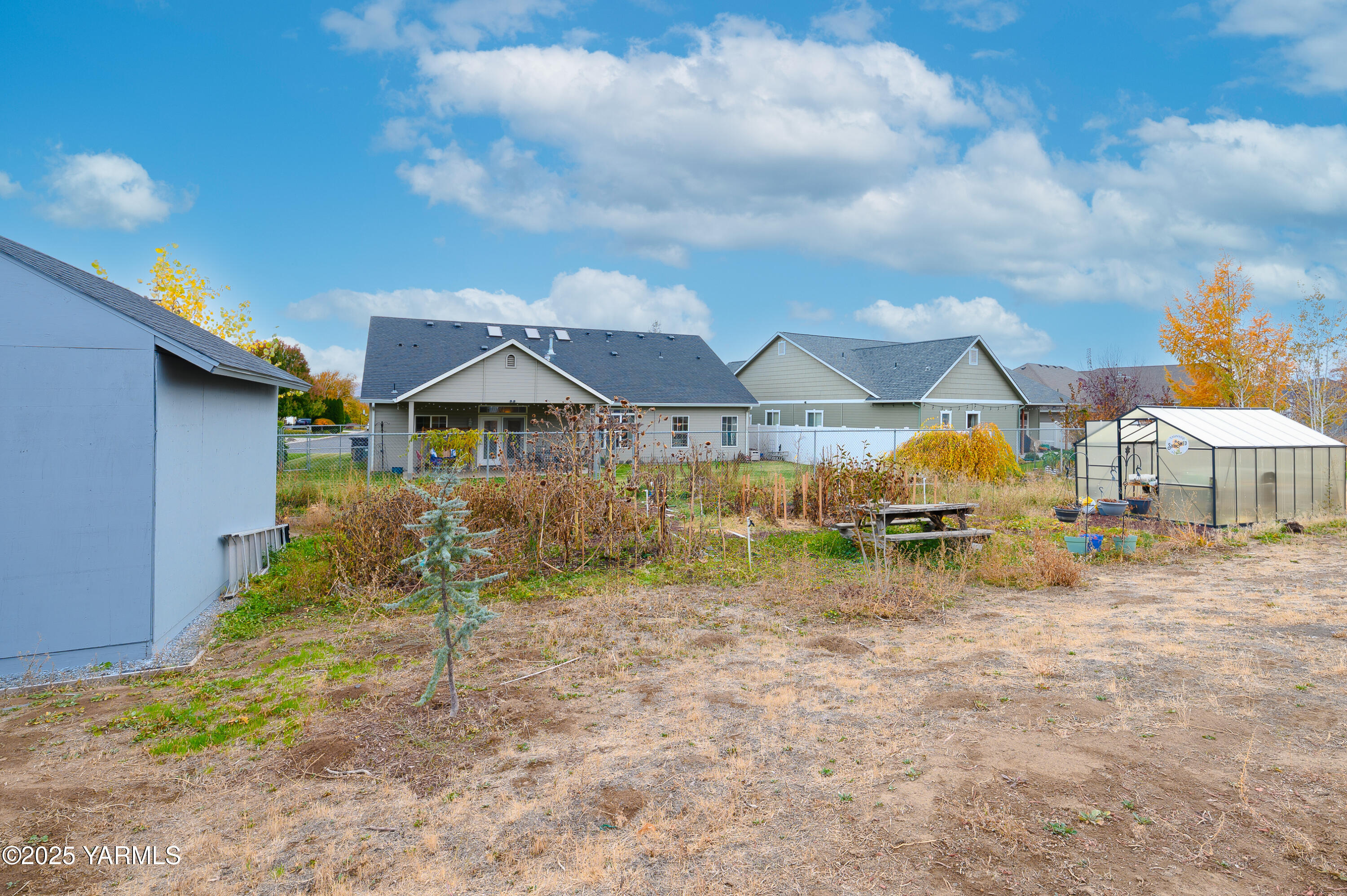 8703 Webster Avenue Yakima, WA 98908 - Photo 34 of 38 .