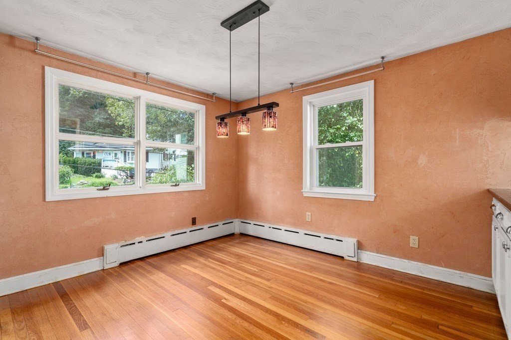 37 Chandler Road Malden, MA 02148 - Photo 11 of 42 Gallery Image 11