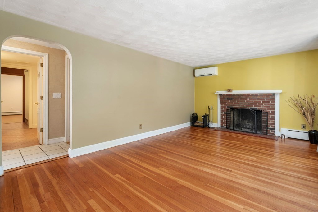 37 Chandler Road Malden, MA 02148 - Photo 14 of 42 Gallery Image 14