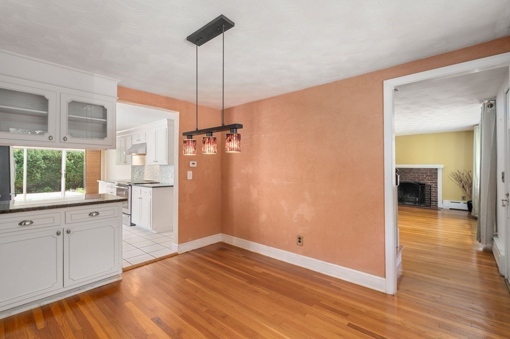 37 Chandler Road Malden, MA 02148 - Photo 10 of 42 Gallery Image 10