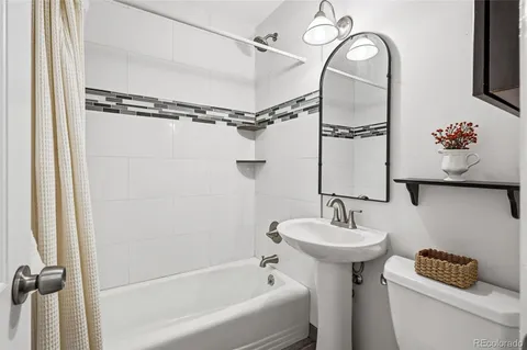 $650,000 | 2921 South Corona Street, Englewood, CO 80113