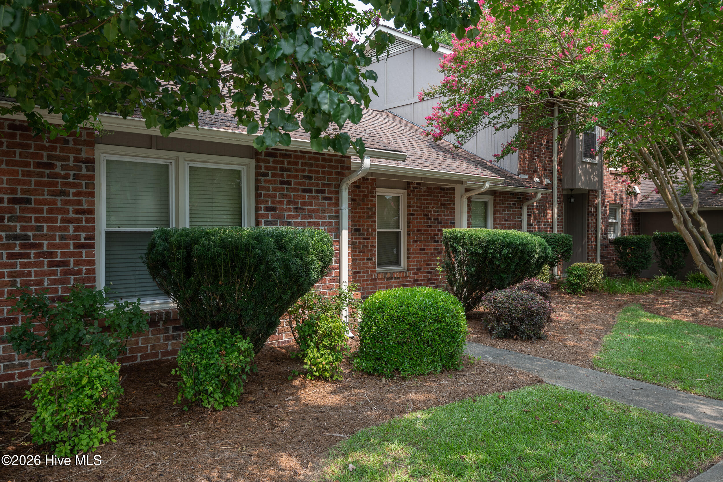 1871 Quail Ridge Road, Unit D Greenville, NC 27858 - Photo 8 of 38 Gallery Image 8