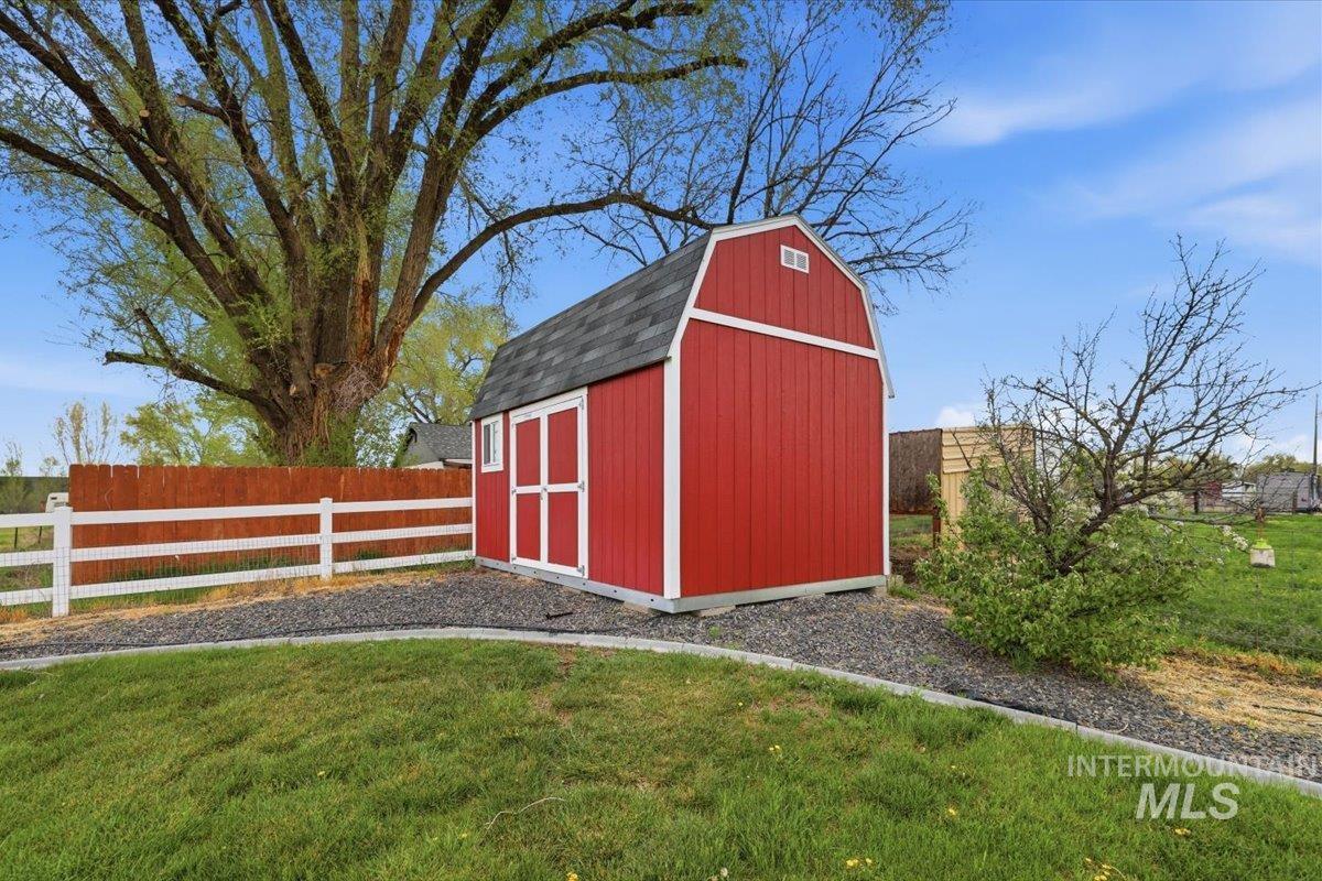 25022 Tumbleweed Road Middleton, ID 83644 - Photo 35 of 41 View of shed