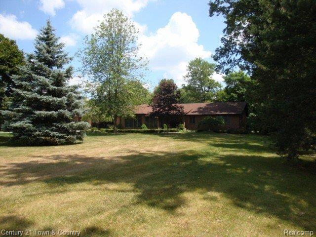 79050 McFadden Road Armada, MI 48005 - Photo 2 of 23 2