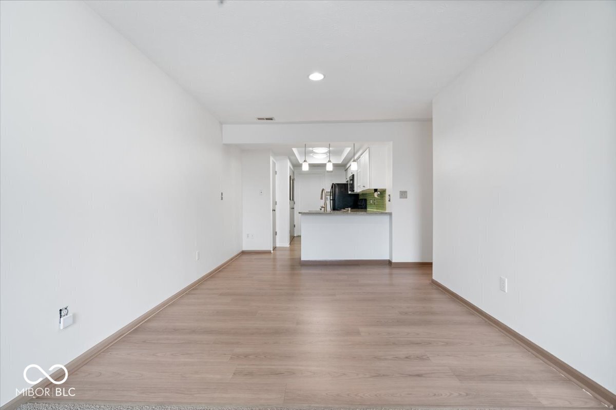 5965 Quail Run Court Indianapolis, IN 46237 - Photo 13 of 32