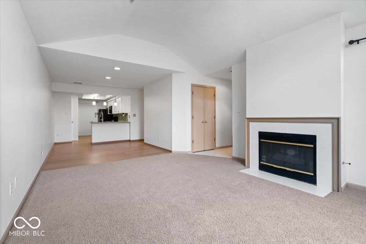 5965 Quail Run Court Indianapolis, IN 46237 - Photo 4 of 32