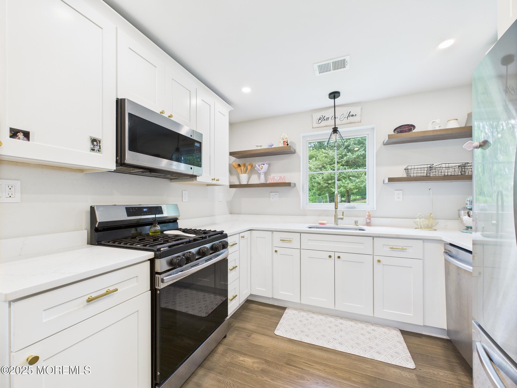 324 Aldrich Road Howell, NJ 07731 - Photo 24 of 34 CAM02856G0-PR0065-STILL015