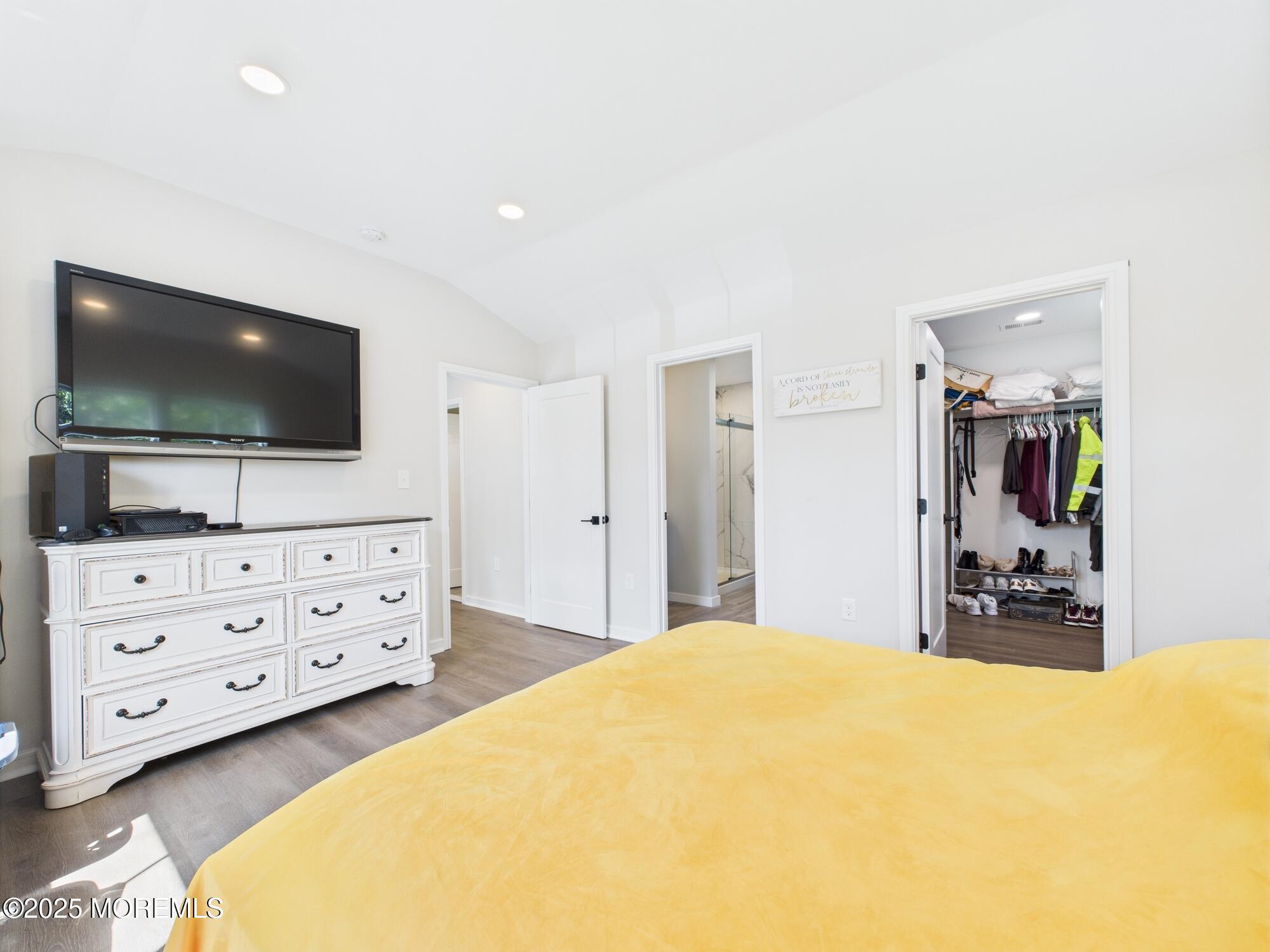 324 Aldrich Road Howell, NJ 07731 - Photo 5 of 34 CAM02856G0-PR0065-STILL021