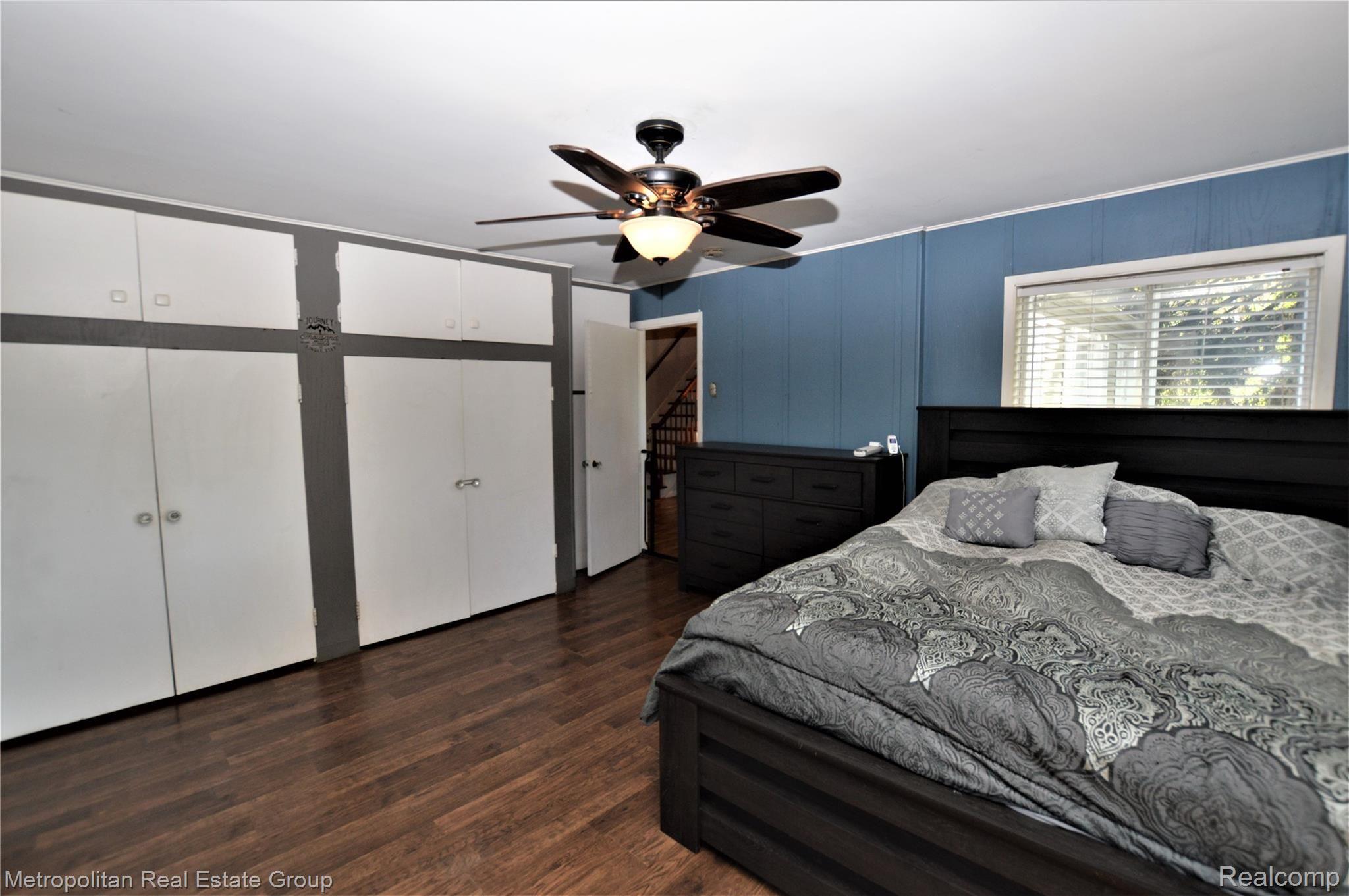 17910 Telegraph Road Romulus, MI 48174 - Photo 12 of 21 Master bedroom.jpg