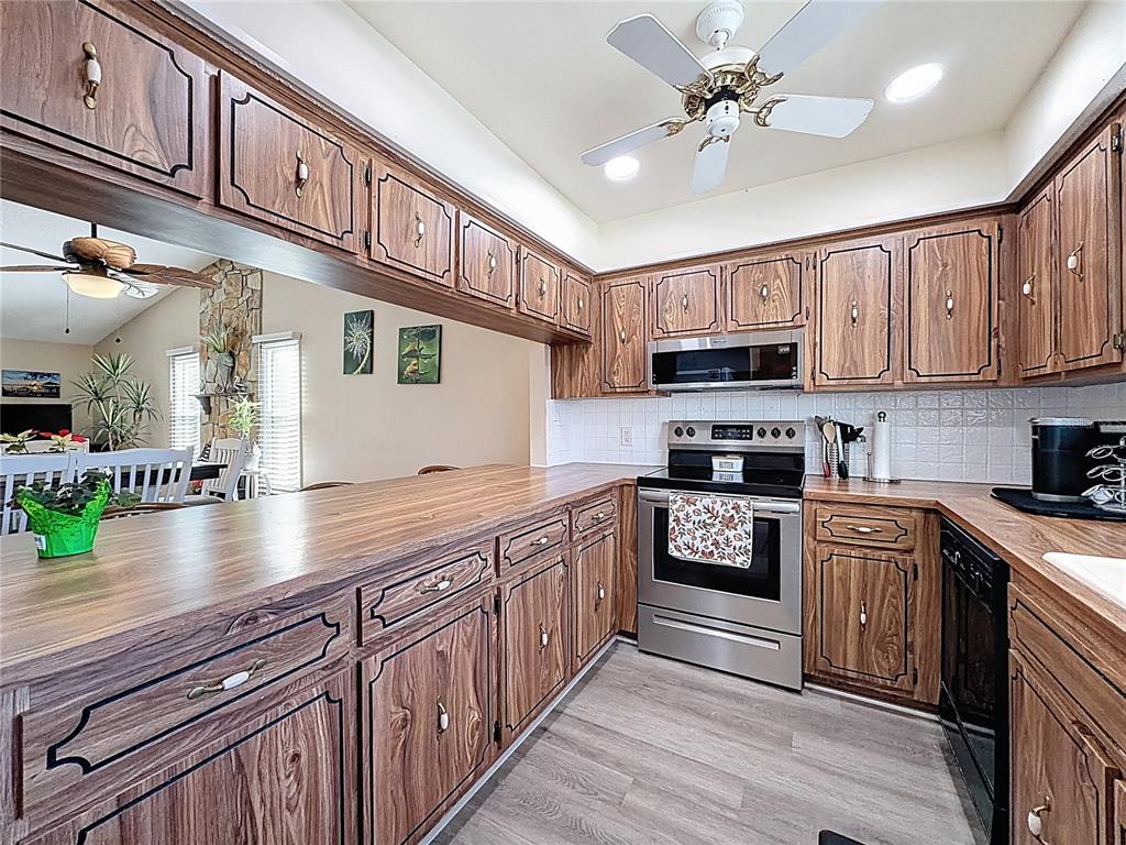 9961 Eagles Point Circle, Unit 4 Port Richey, FL 34668 - Photo 7 of 34