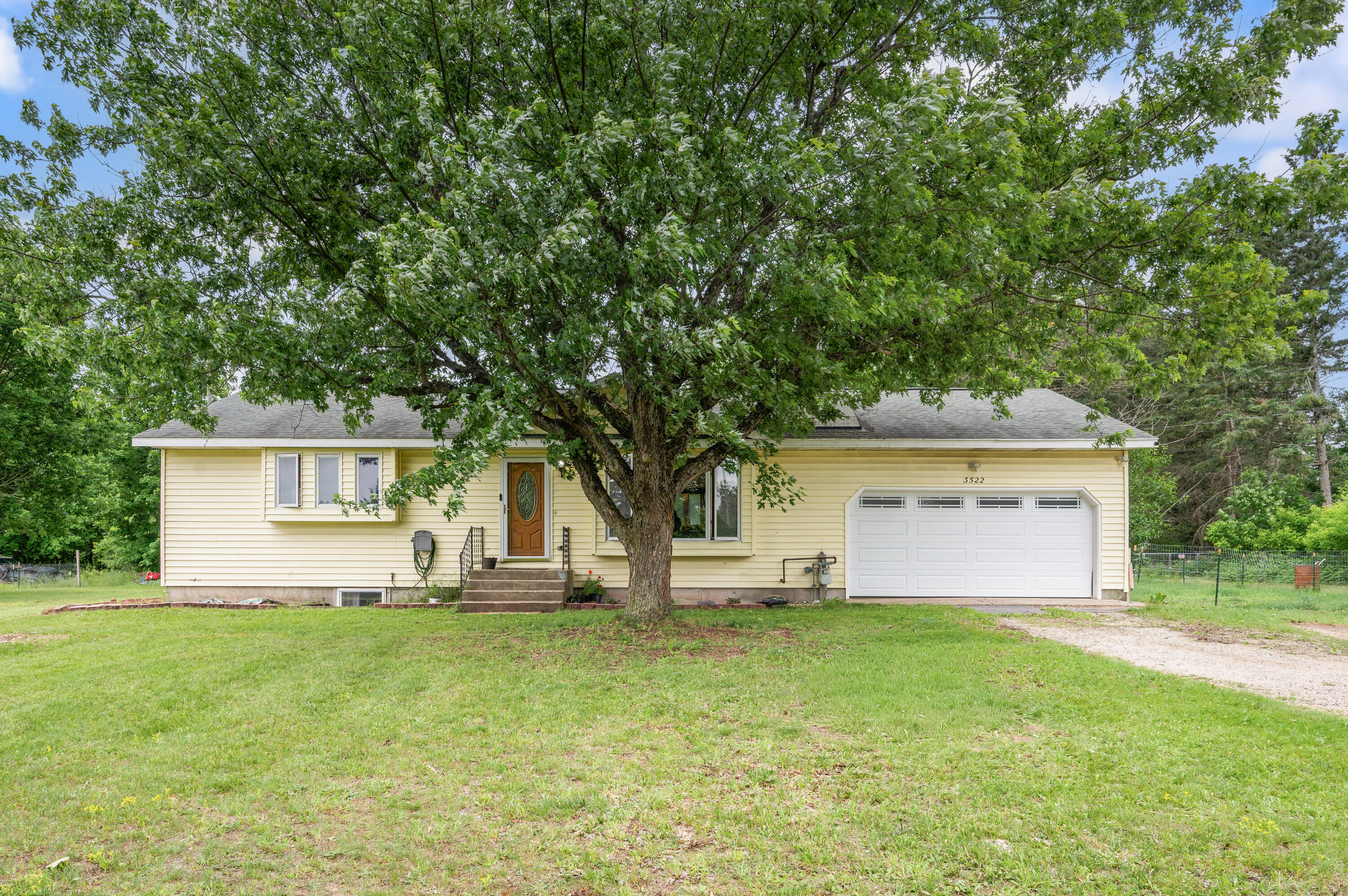 3522 South 37 Road Cadillac, MI 49601 - Photo 1 of 45 3522-S37Rd-Cadillac-26
