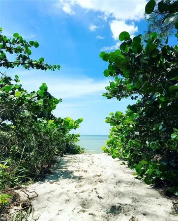 $2,500 | 975 9th Avenue South, Unit 5, Naples, FL 34102