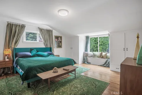 $6,900 | 3442 Laurel Canyon Boulevard, Studio City, CA 91604