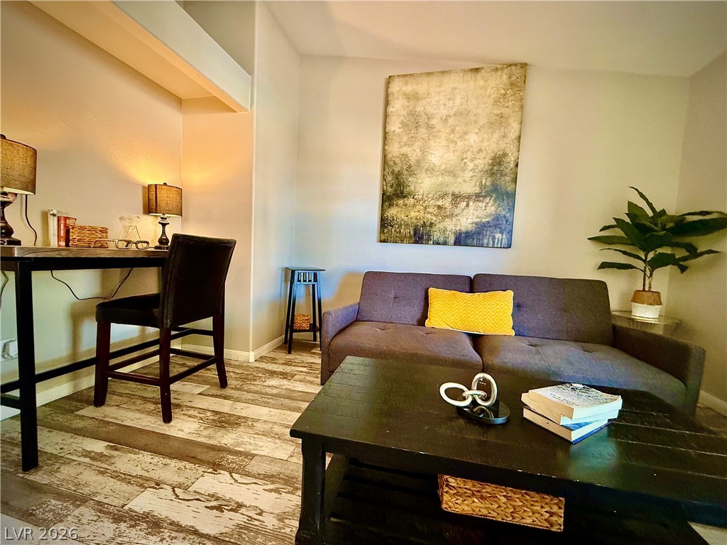 2033 Riderwood Avenue North Las Vegas, NV 89032 - Photo 5 of 19