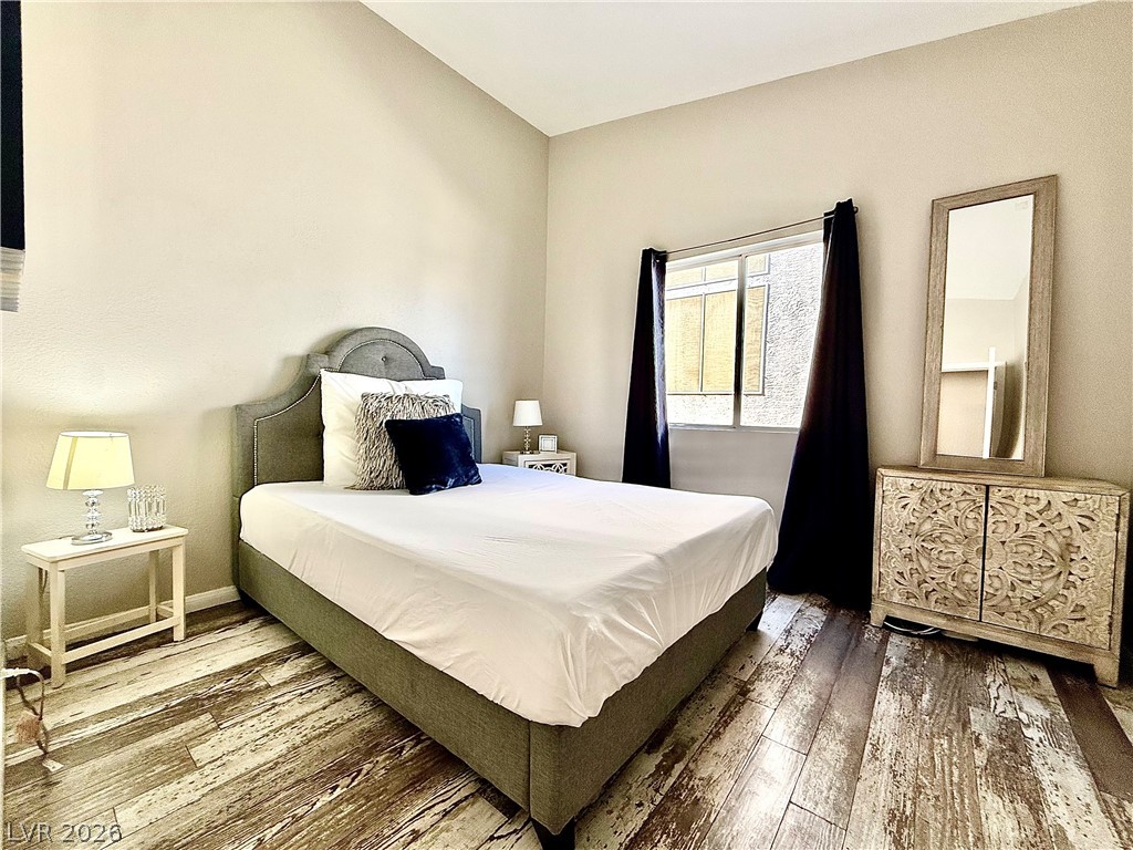 2033 Riderwood Avenue North Las Vegas, NV 89032 - Photo 9 of 19