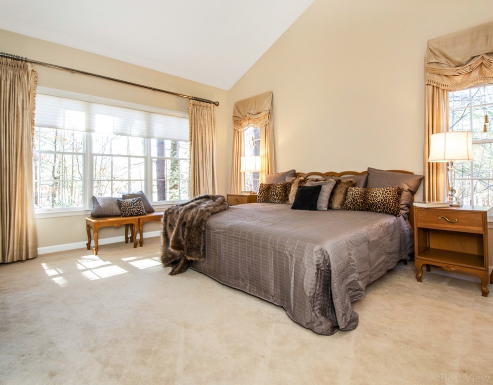2 Arbella Road, Unit 2 Bedford, MA 01730 - Photo 11 of 24 Gallery Image 11
