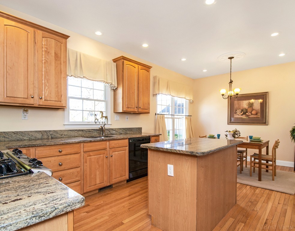 2 Arbella Road, Unit 2 Bedford, MA 01730 - Photo 9 of 24 Gallery Image 9