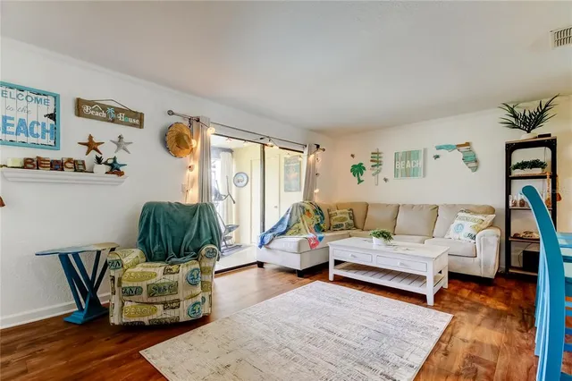 $2,400 | 12261 Sailwinds Drive, Unit 203, Largo, FL 33773