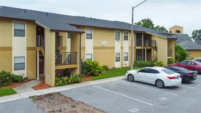 $2,400 | 12261 Sailwinds Drive, Unit 203, Largo, FL 33773
